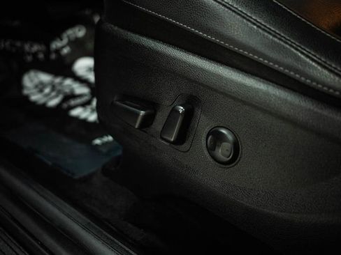 Used 2021 Kia Telluride EX w/ EX Premium Package AWD/4WD image 16