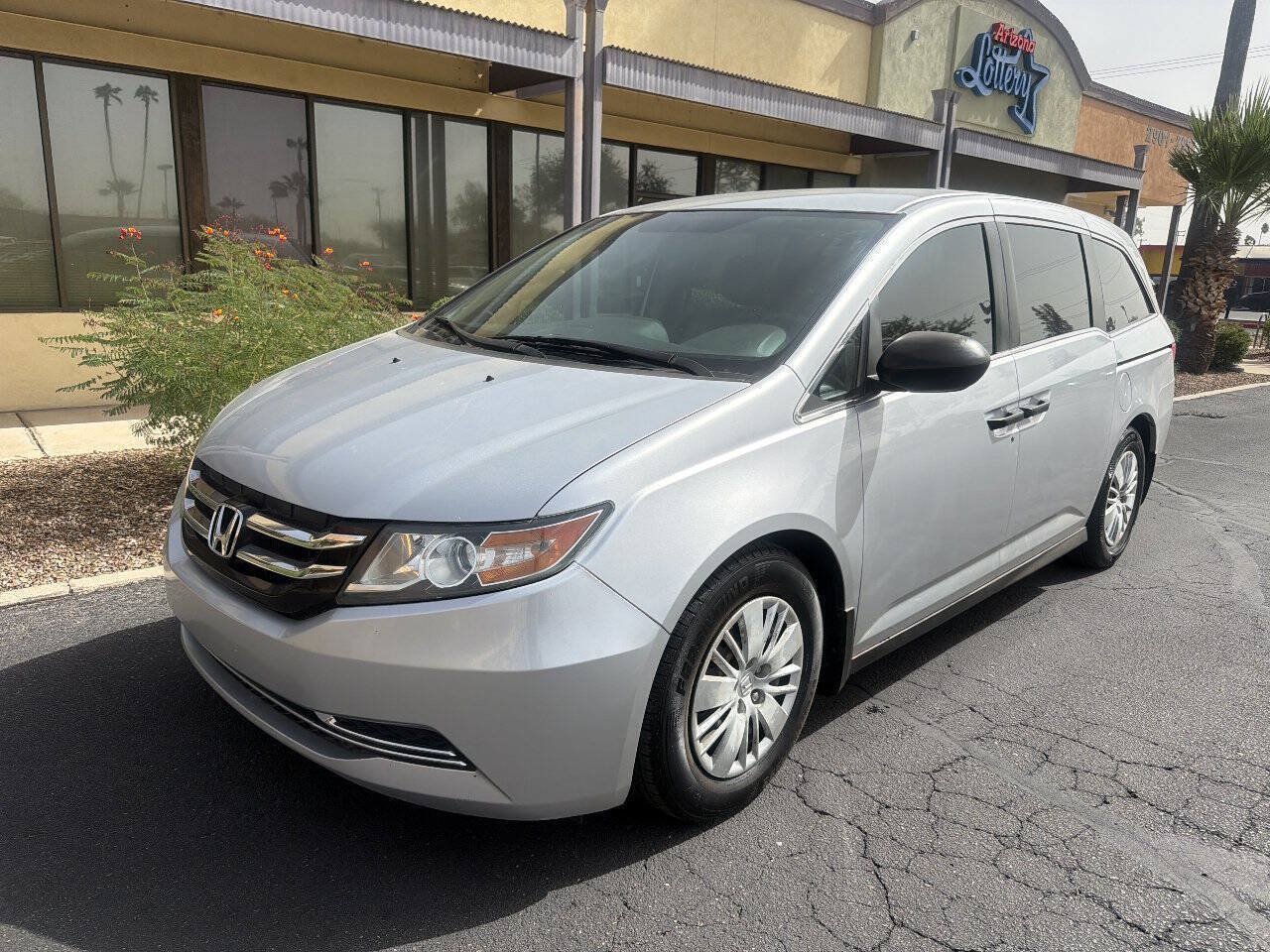 Used 2014 Honda Odyssey LX image 2