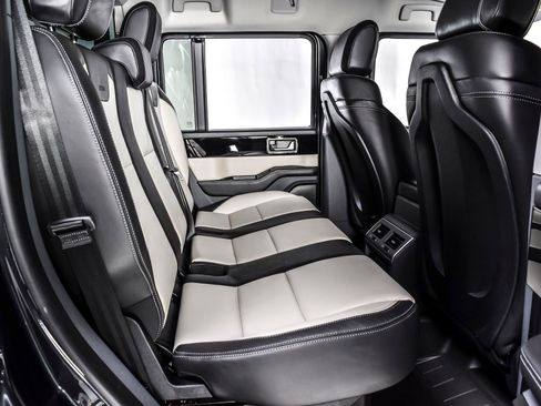 Used 2025 INEOS Grenadier AWD/4WD image 19