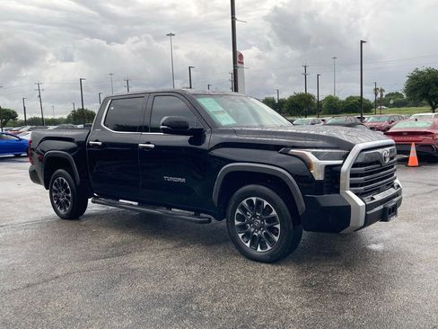 Certified 2025 Toyota Tundra Limited AWD/4WD image 2