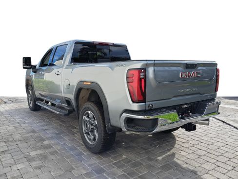 New 2025 GMC Sierra 2500 SLT w/ SLT Premium Package image 4