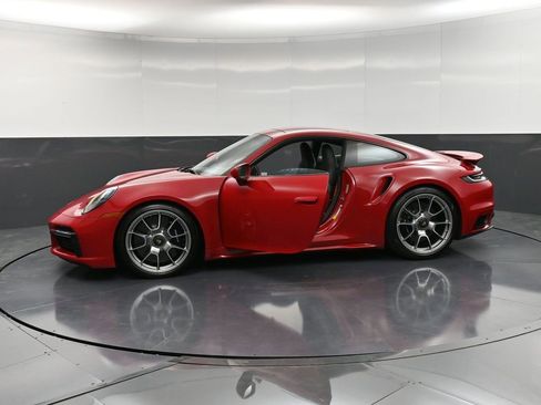 Certified 2024 Porsche 911 Turbo image 37