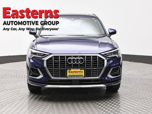 Used 2022 Audi Q3 2.0T Premium Plus image 2