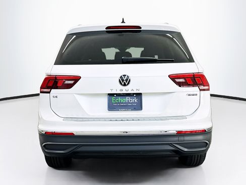 Used 2023 Volkswagen Tiguan SE AWD/4WD image 7