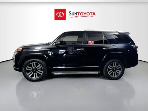 Used 2022 Toyota 4Runner Limited AWD/4WD image 7