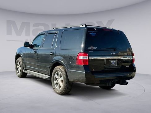 Used 2017 Ford Expedition XLT image 5