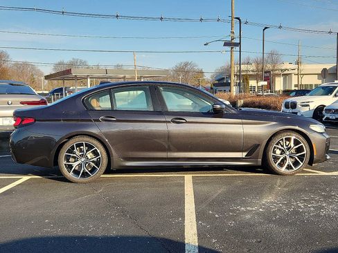 Certified 2023 BMW 530i xDrive w/ M Sport Package image 7