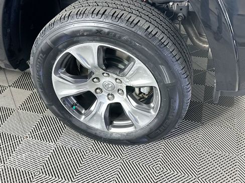 Certified 2020 RAM 1500 Laramie image 40