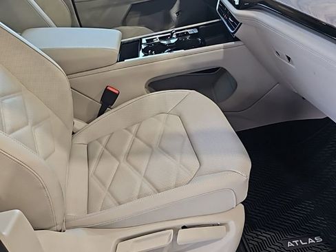 New 2026 Volkswagen Atlas SE AWD/4WD image 13