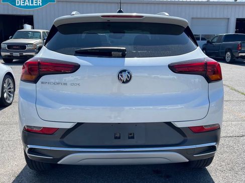 Used 2023 Buick Encore GX Essence w/ Experience Buick Package FWD image 5