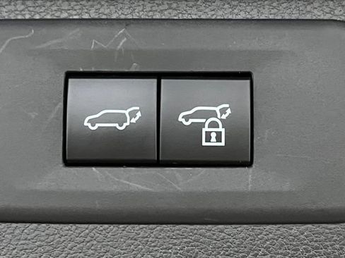 Certified 2024 Toyota Grand Highlander AWD image 15