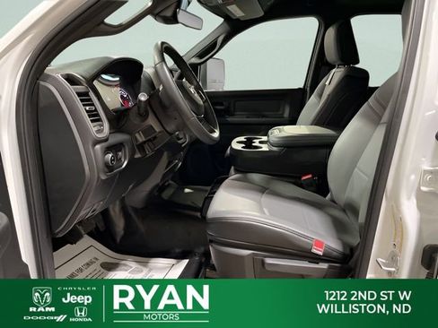 New 2025 RAM 2500 Tradesman w/ Chrome Appearance Group AWD/4WD image 40