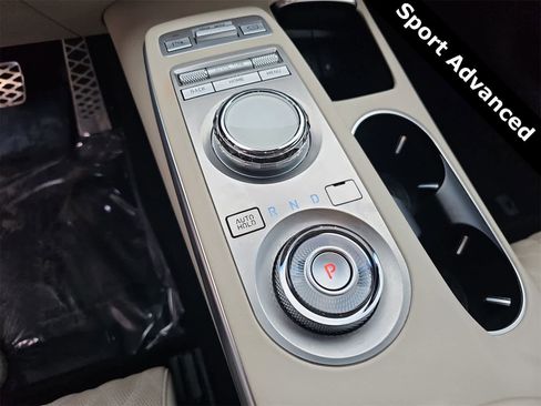 Used 2023 Genesis GV70 3.5T Sport w/ Sport Advanced Package image 21