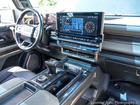 Used 2024 GMC Hummer EV 3X AWD/4WD image 28