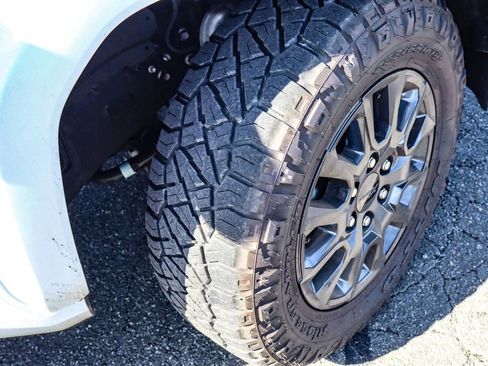 Used 2024 Toyota Tacoma TRD Sport RWD image 39