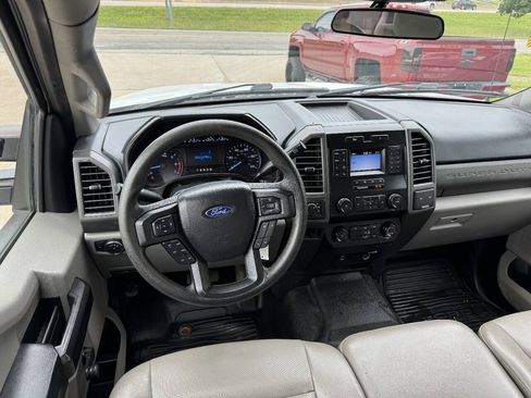 Used 2020 Ford F350 XL w/ Snow Plow Prep Package AWD/4WD image 19