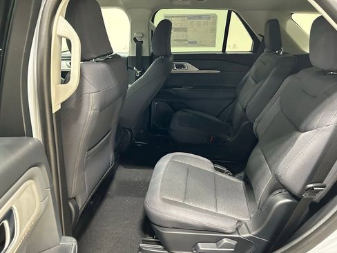 New 2026 Ford Explorer Active image 25