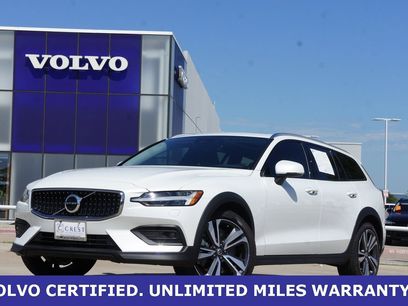 Certified 2025 Volvo V60 B5 Cross Country Plus