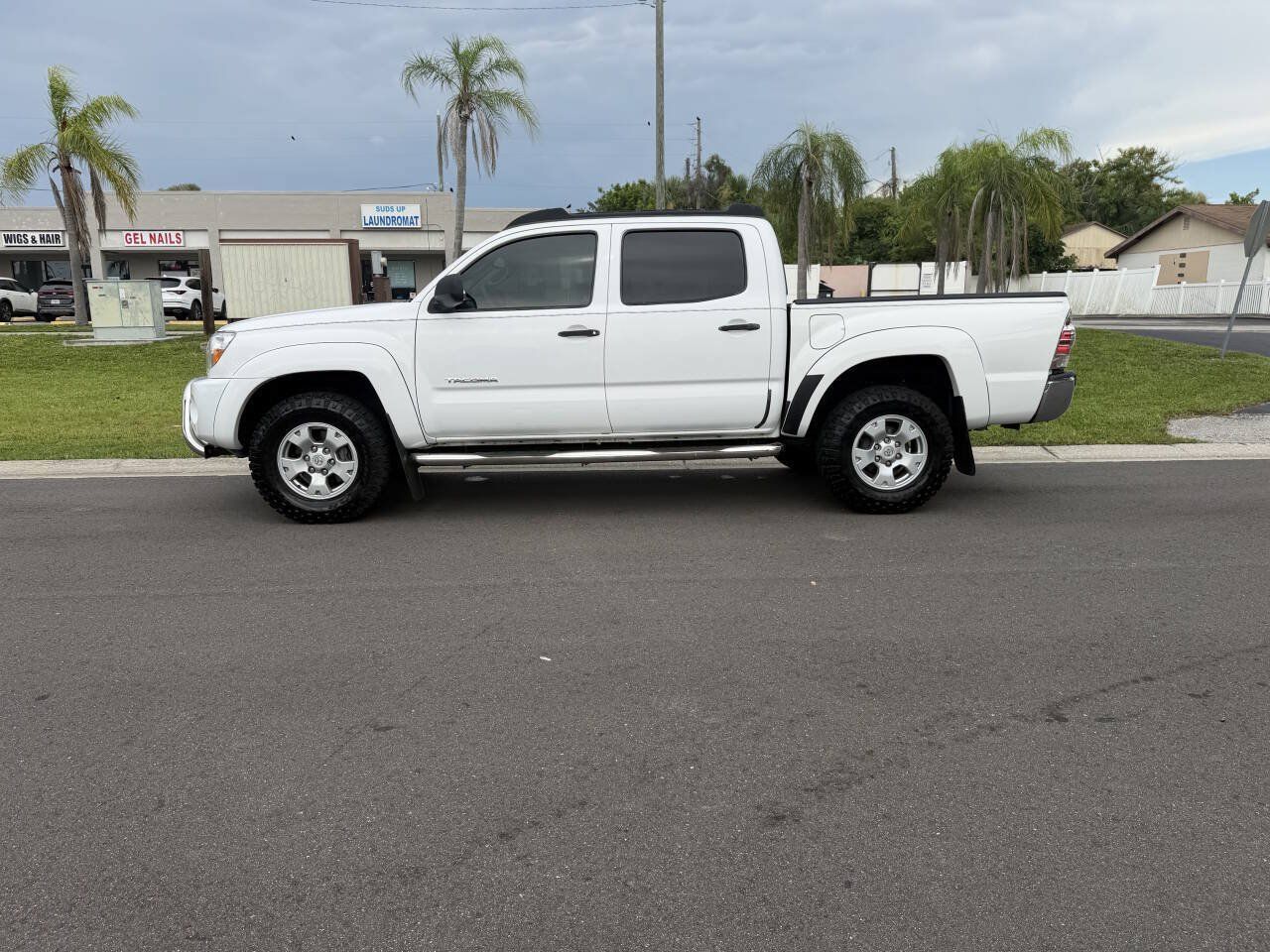 Used 2009 Toyota Tacoma PreRunner RWD image 5