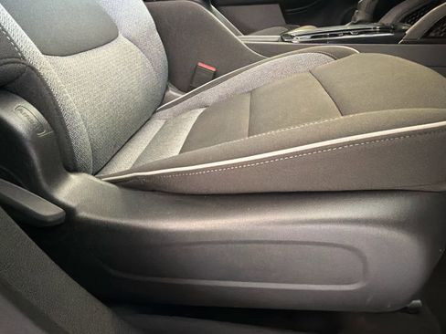 Used 2025 Chevrolet TrailBlazer LT FWD image 25