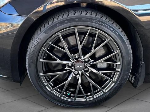 Used 2019 Genesis G80 3.3T Sport image 10