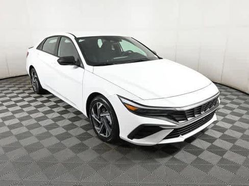 New 2026 Hyundai Elantra Sport image 7