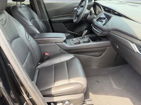 Used 2021 Cadillac XT4 Sport AWD/4WD image 18