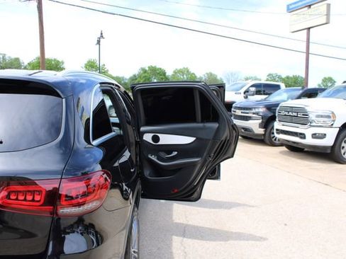 Used 2022 Mercedes-Benz GLC 300 image 59