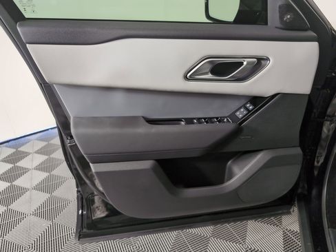 Certified 2025 Land Rover Range Rover Velar S image 11