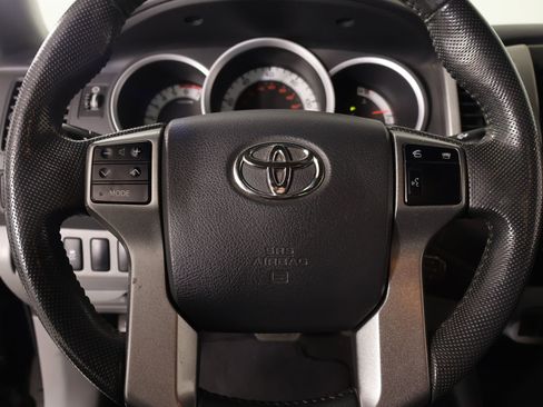 Used 2012 Toyota Tacoma PreRunner w/ TRD Off-Road Pkg image 3