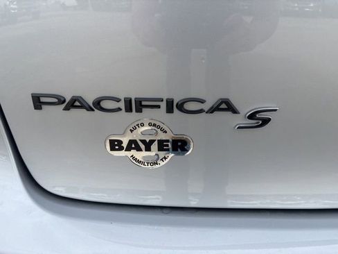 New 2026 Chrysler Pacifica Select w/ S Appearance Package image 4