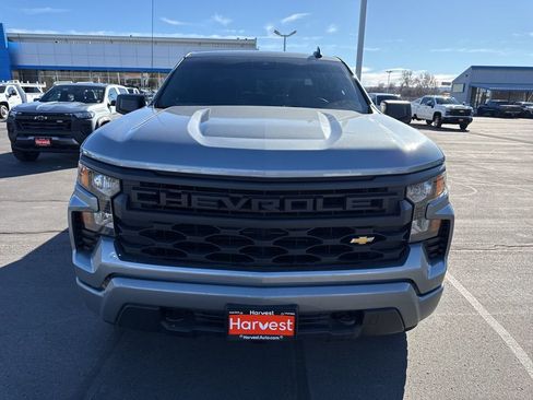 Certified 2023 Chevrolet Silverado 1500 Custom image 2
