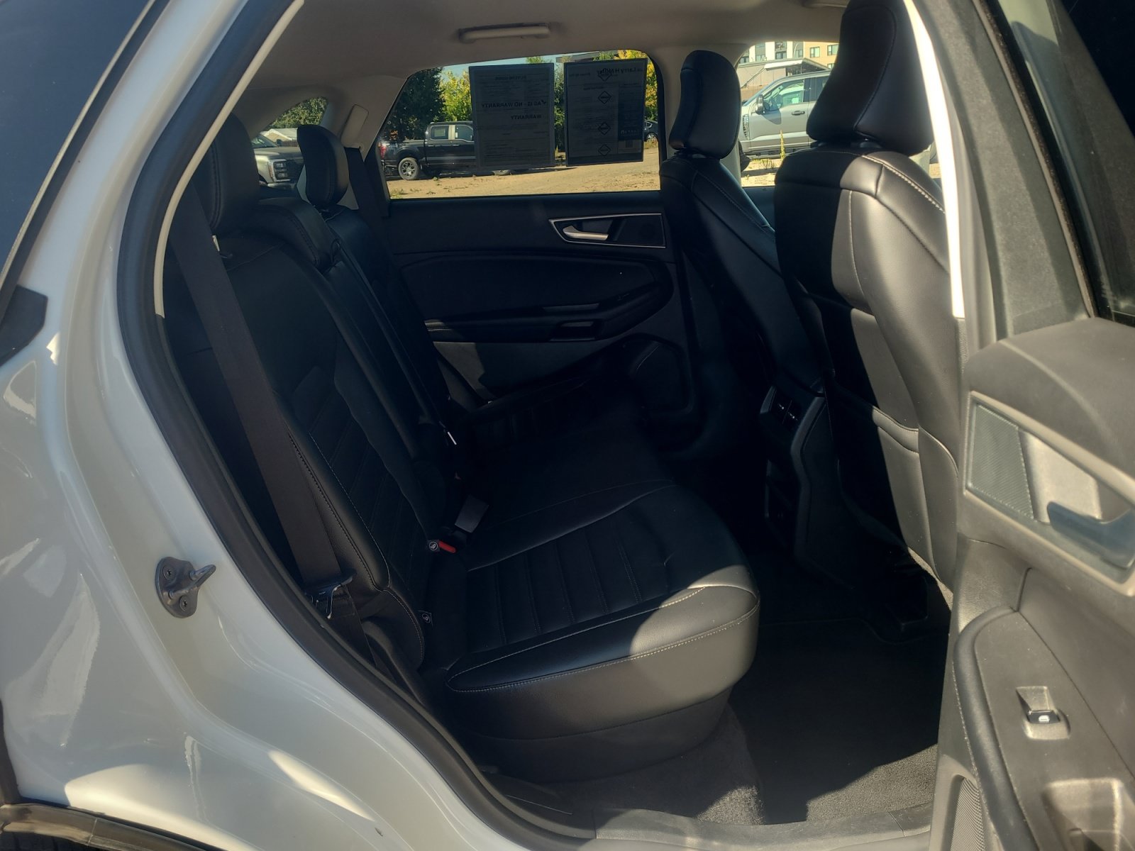 Used 2024 Ford Edge SEL AWD/4WD image 18