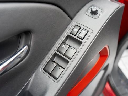 Used 2022 Nissan Frontier PRO-4X w/ Technology Package image 16