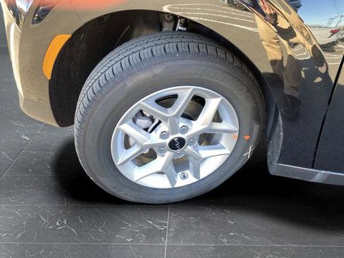 New 2025 Kia Soul LX w/ LX Technology Package image 34