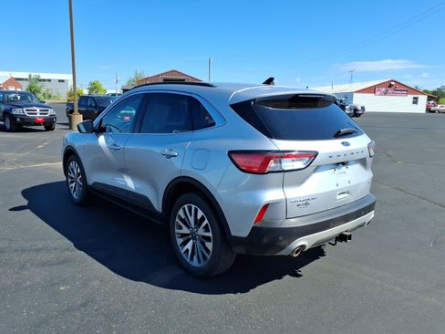 Used 2020 Ford Escape Titanium AWD/4WD image 3