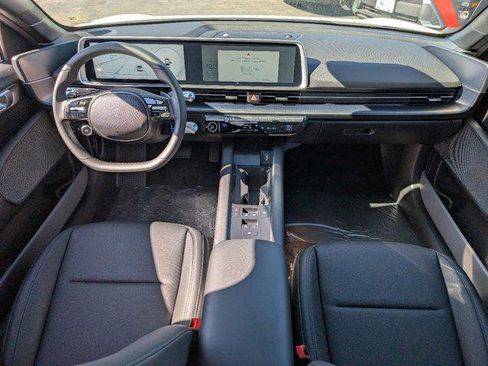 New 2025 Hyundai Ioniq 6 SEL RWD image 19