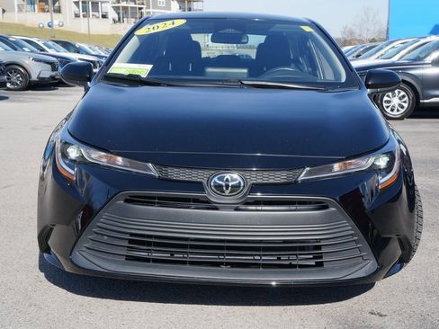 Used 2024 Toyota Corolla LE image 4