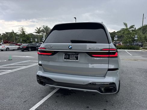 Used 2023 BMW X7 xDrive40i w/ M Sport Package AWD/4WD image 25