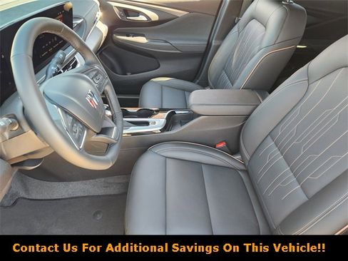 New 2026 Buick Envista Avenir image 9