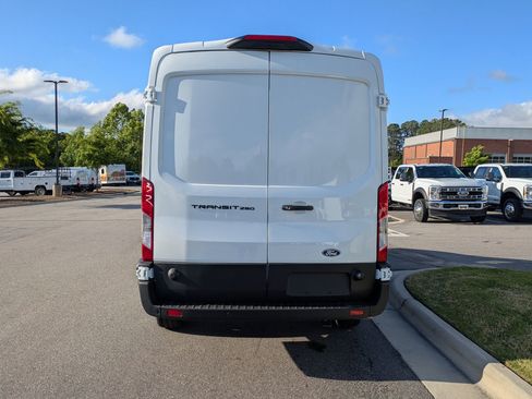 New 2026 Ford Transit 250 148 Medium Roof RWD image 5