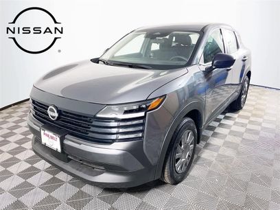 New 2025 Nissan Kicks S w/ Charging Package