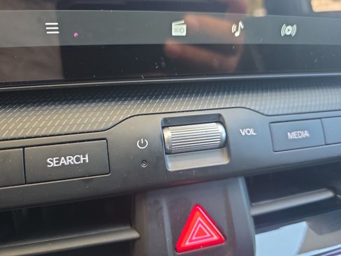 Certified 2025 Kia K4 GT-Line w/ GT-Line Sunroof Package FWD image 15