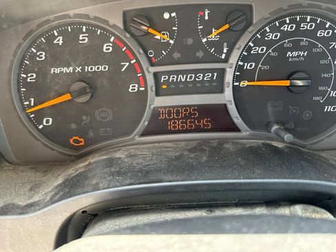 Used 2005 Chevrolet Colorado LS AWD/4WD image 11