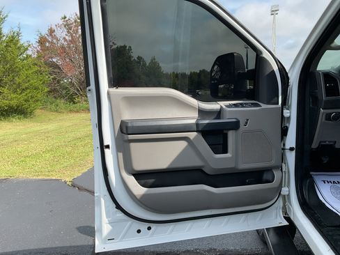 Used 2022 Ford F350 XL w/ Power Equipment Group AWD/4WD image 10