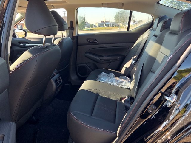 New 2026 Nissan Altima 2.5 SR w/ SR Premium Package FWD image 6