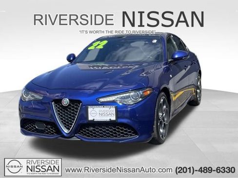 Used 2022 Alfa Romeo Giulia Ti w/ Active Assist Plus Package AWD/4WD image 1