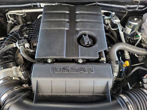 Used 2023 Nissan Frontier PRO-4X w/ Pro-4X Premium Package image 24
