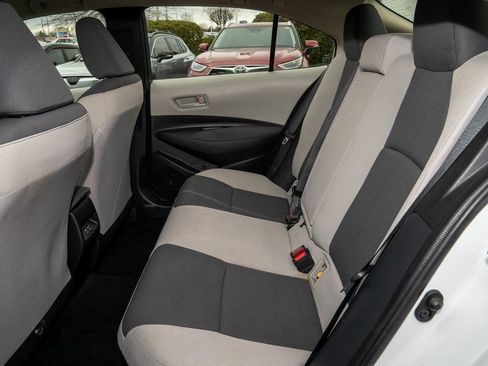 Certified 2025 Toyota Corolla LE image 8