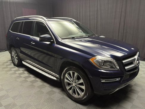 Used 2015 Mercedes-Benz GL 450 4MATIC w/ Premium Package w/ Lighting Package image 7